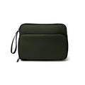 Necessaire Triangolare in Pelle PU – Lati Imbottiti, Tasche Mesh, Divisori Elastici e Doppia Zip
