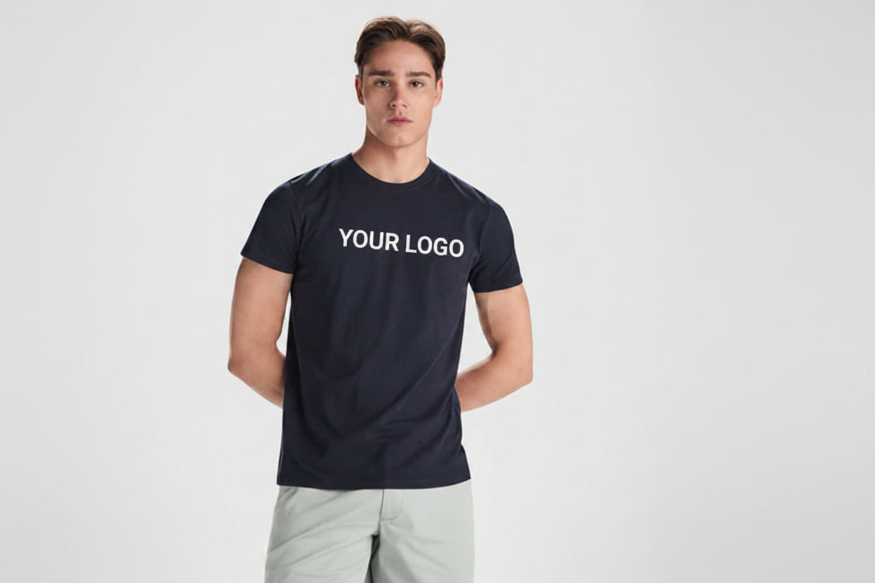 T-shirt Personalizzata con Stampa Max 13 cm – Offerta da 100 Pezzi