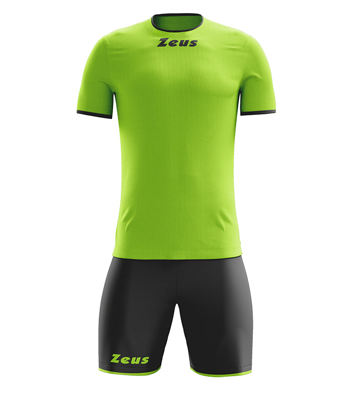 Zeus Kit Sticker | Maglia Girocollo e Pantaloncini in Poliestere Traspirante