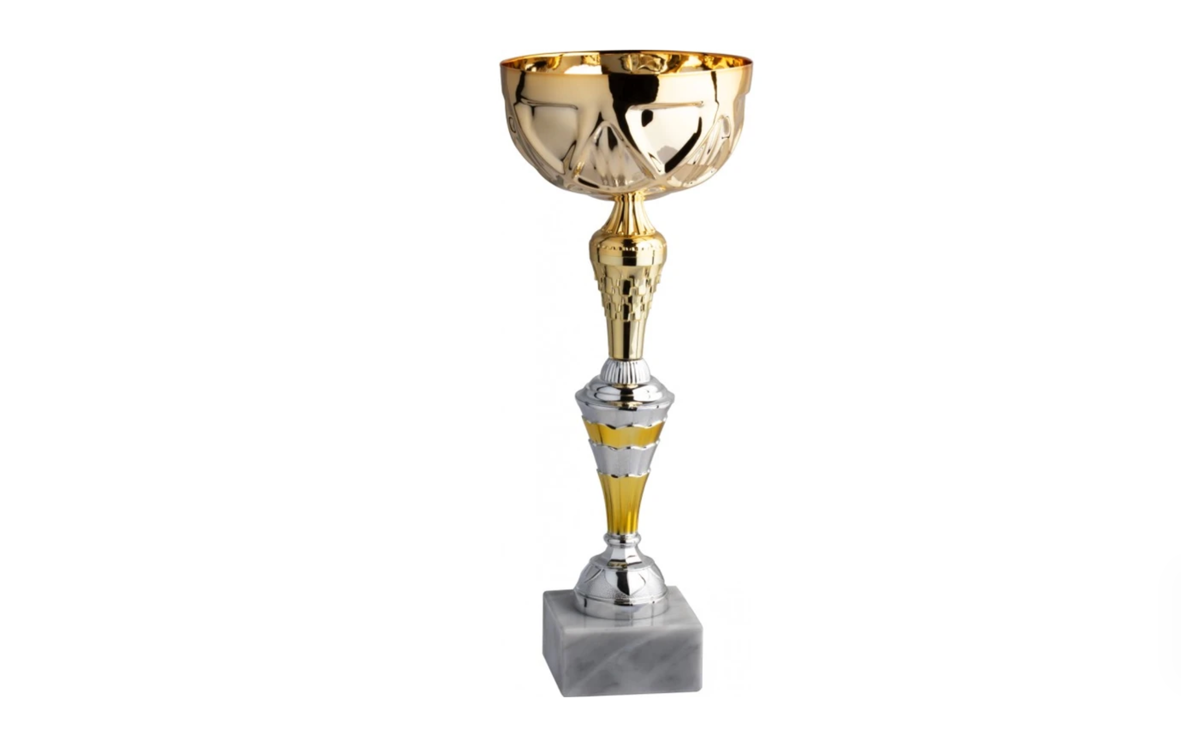 Coppa metallo dorato